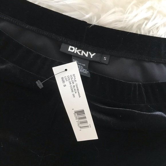 Vintage DKNY black 2 piece pant suit. - Picture 8 of 8